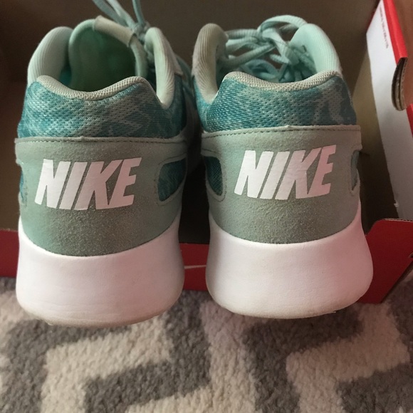 sold🧡Nike Tanjun Running shoes - Picture 5 of 6